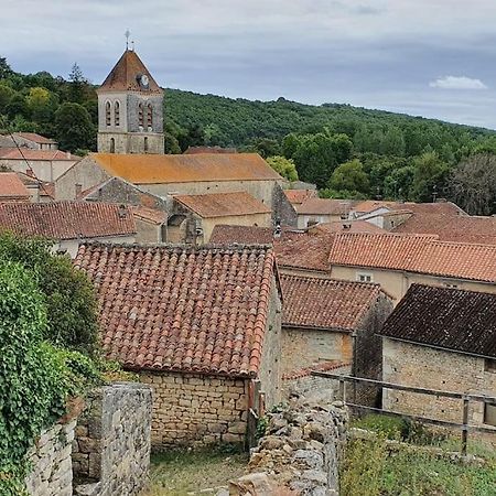 Вилла Gite Coquille Saint Jacques Nanteuil-en-Vallee Экстерьер фото